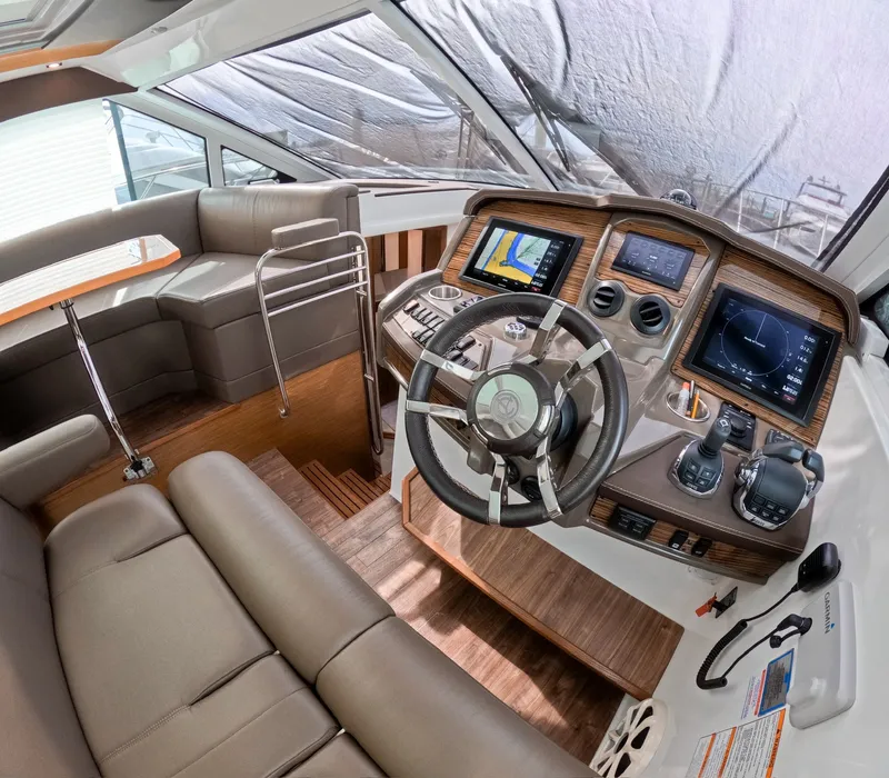 Slide: The Image of Cruisers 41 Cantius 2016 - 8