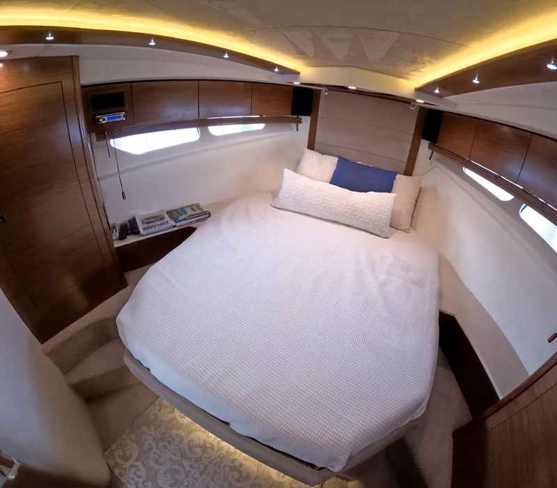 Slide: The Image of Cruisers 41 Cantius 2016 - 15