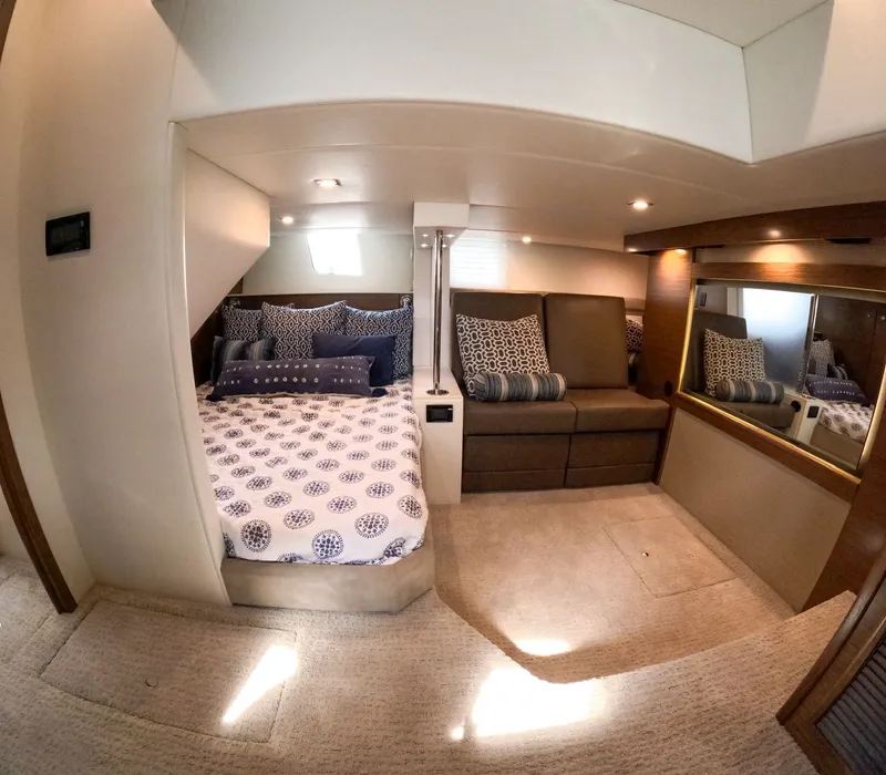Slide: The Image of Cruisers 41 Cantius 2016 - 20