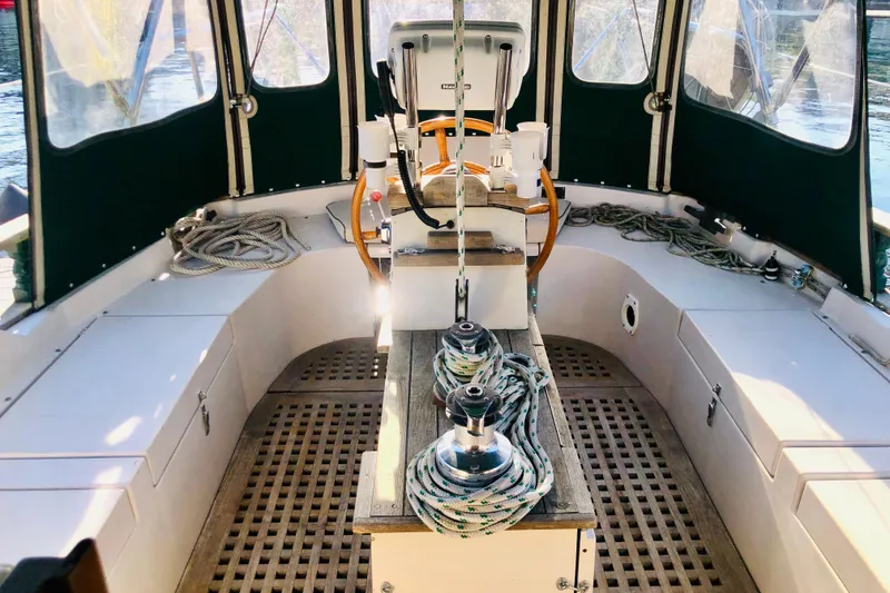 Slide: The Image of Cockpit of a 1986 Gozzard 36 - 6