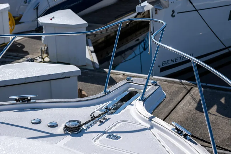 Slide: The Image of Garmin radar on 2014 Tiara Yachts 3100 Coronet, docked with other boats. - 18