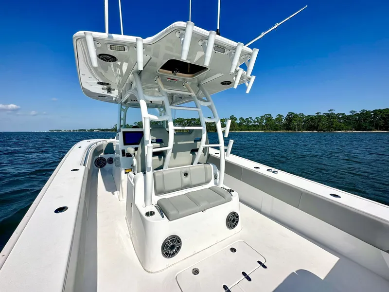 Slide: The Image of Cape Horn Yachts CAPE HORN 2022 - 43