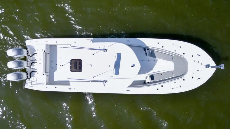 Slide: The Image of Cape Horn Yachts CAPE HORN 2022 - 8