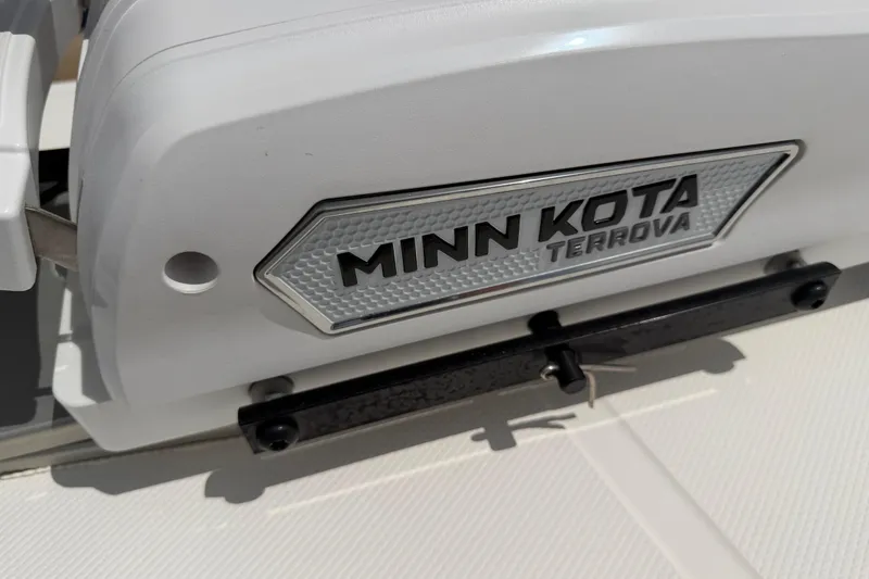 Slide: The Image of Minn Kota Terrova motor on 1997 Regulator 26 Center Console boat. - 27