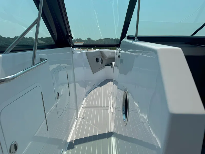 Slide: The Image of Cruisers 34 GLS OB 2025 - 50