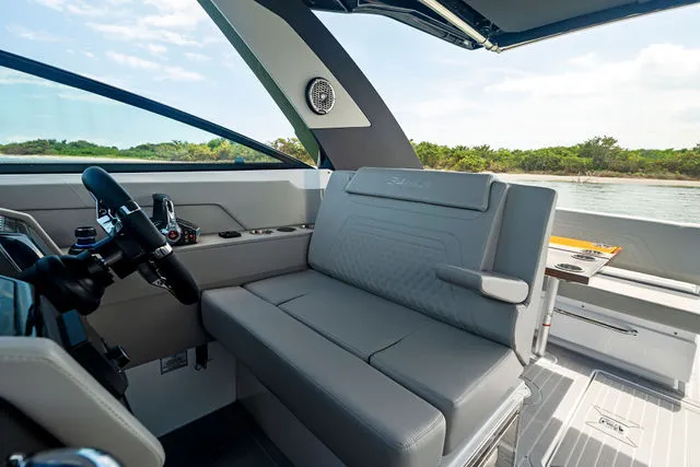 Slide: The Image of Cruisers 34 GLS OB 2025 - 63