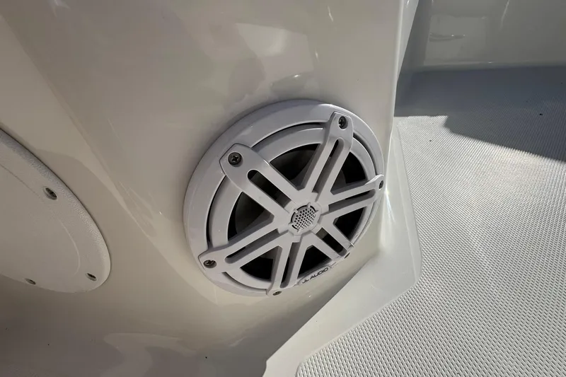 Slide: The Image of Speaker on 2016 NauticStar 231 Coastal boat, featuring white grille design. - 29