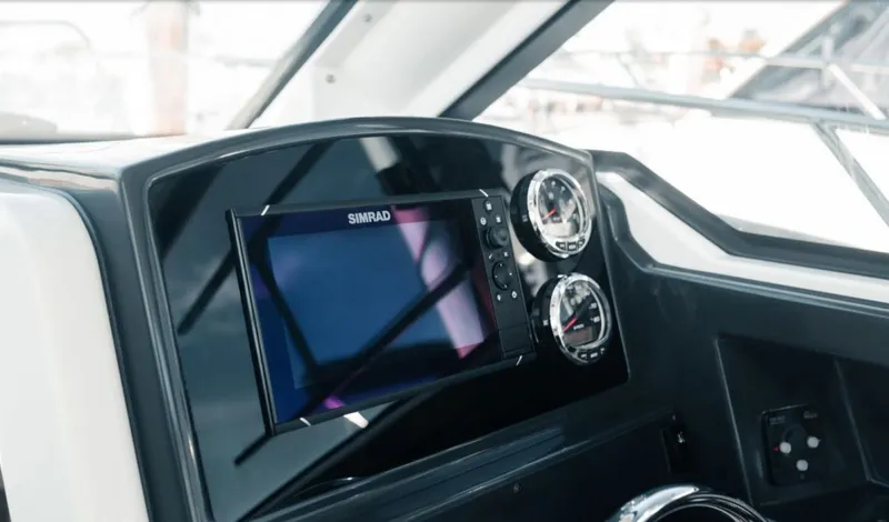 Slide: The Image of Bayliner Trophy T23 Explorer 2026 - 4