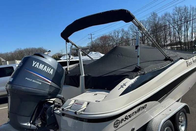 Slide: The Image of 2009 SouthWind 210 SD boat with Yamaha four-stroke engine on a trailer. - 6