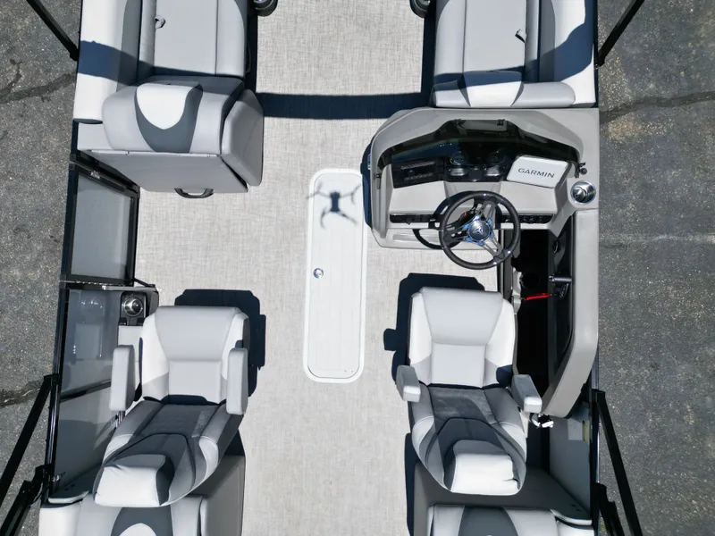 Slide: The Image of Tahoe LTZ QL23T DX 2025 - 18