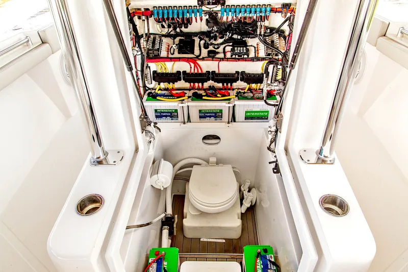 Slide: The Image of Interior view of 2023 Front Runner 33 Center Console boat. - 13