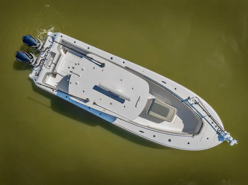 Slide: The Image of Aerial view of 2023 Front Runner 33 Center Console boat. - 6