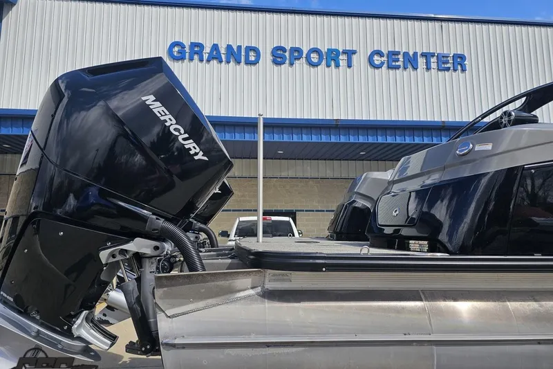 Slide: The Image of 2024 Avalon Excalibur Quad Lounge boat with Mercury engine at Grand Sport Center. - 42