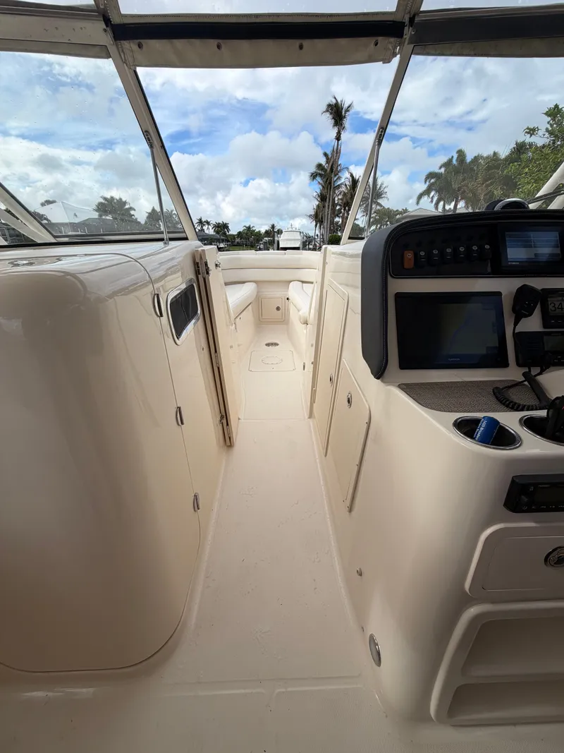 Slide: The Image of Interior of a 2019 Grady-White Freedom 307 boat. - 21