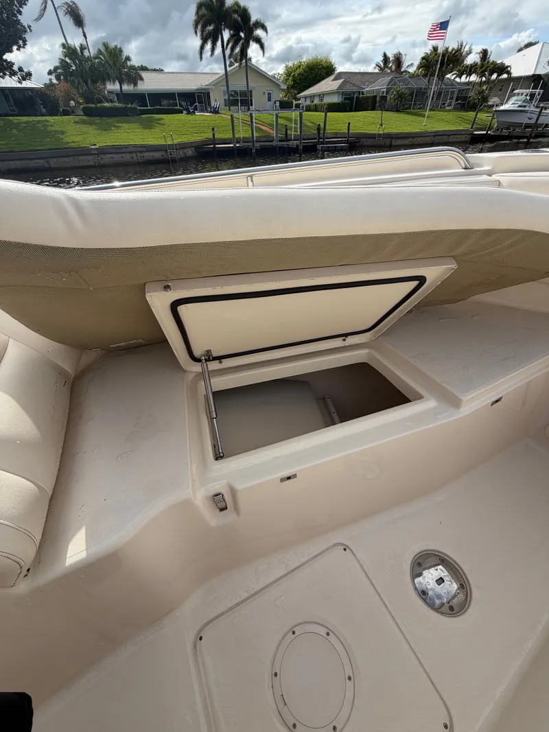 Slide: The Image of Grady-White Freedom 307 helm, 2019 model, featuring modern electronics. - 25