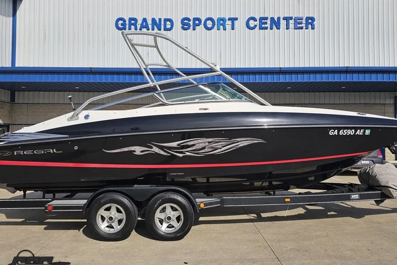Slide: The Image of 2008 Regal 2520 FasDeck boat on trailer at Grand Sport Center. - 3