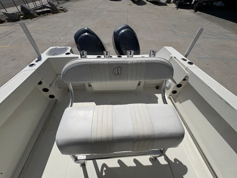 Slide: The Image of Sailfish 2360 CC 2006 - 12