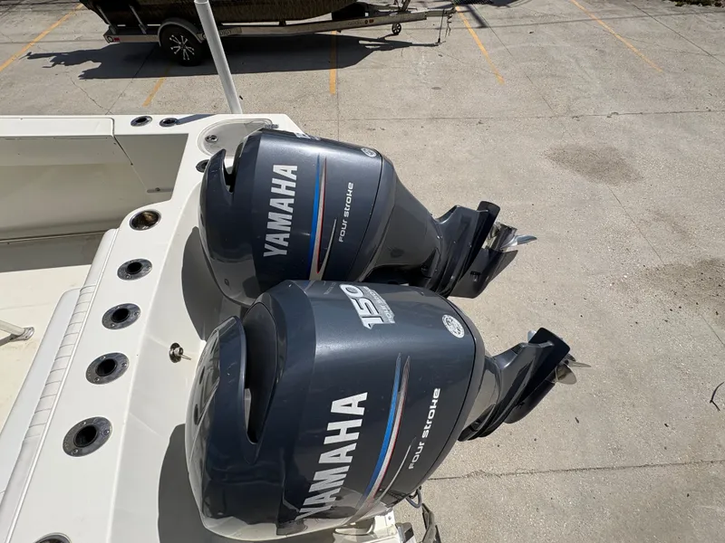 Slide: The Image of Sailfish 2360 CC 2006 - 23