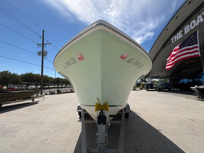 Slide: The Image of Sailfish 2360 CC 2006 - 5