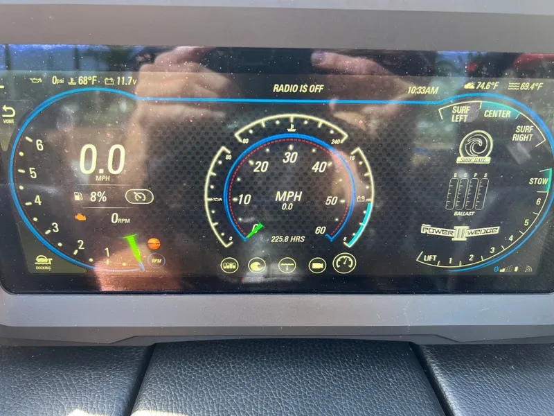 Slide: The Image of Malibu Wakesetter 23 LSV 2022 - 13