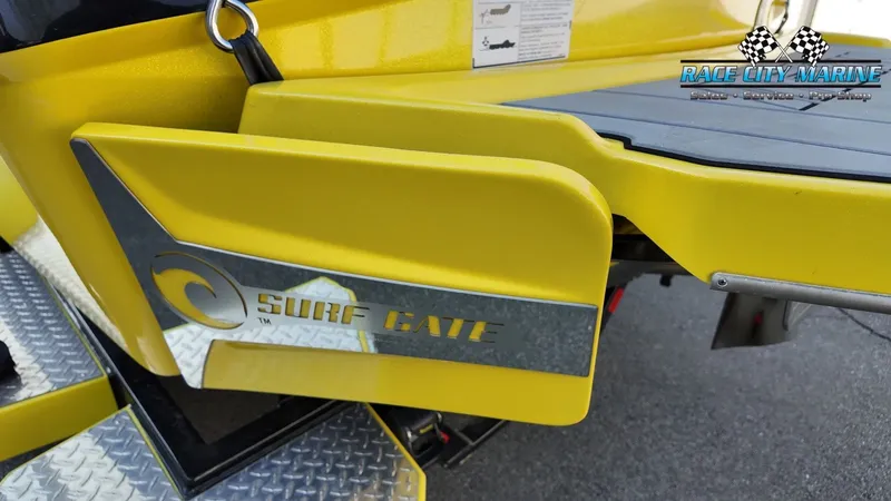 Slide: The Image of Malibu Wakesetter 23 LSV 2019 - 10