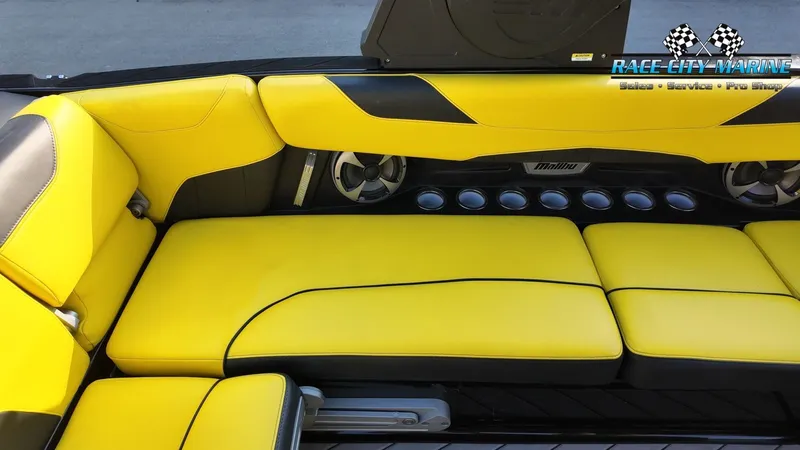 Slide: The Image of Malibu Wakesetter 23 LSV 2019 - 18