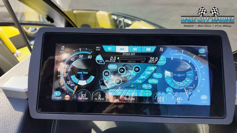 Slide: The Image of Malibu Wakesetter 23 LSV 2019 - 20