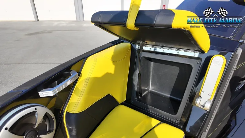 Slide: The Image of Malibu Wakesetter 23 LSV 2019 - 40