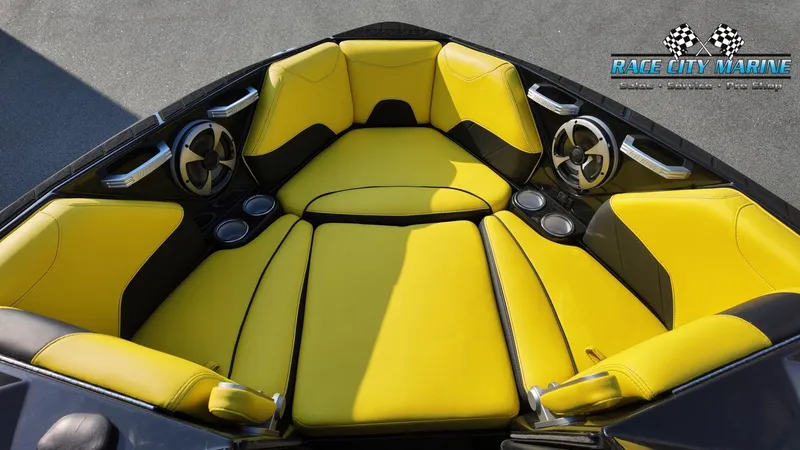 Slide: The Image of Malibu Wakesetter 23 LSV 2019 - 42