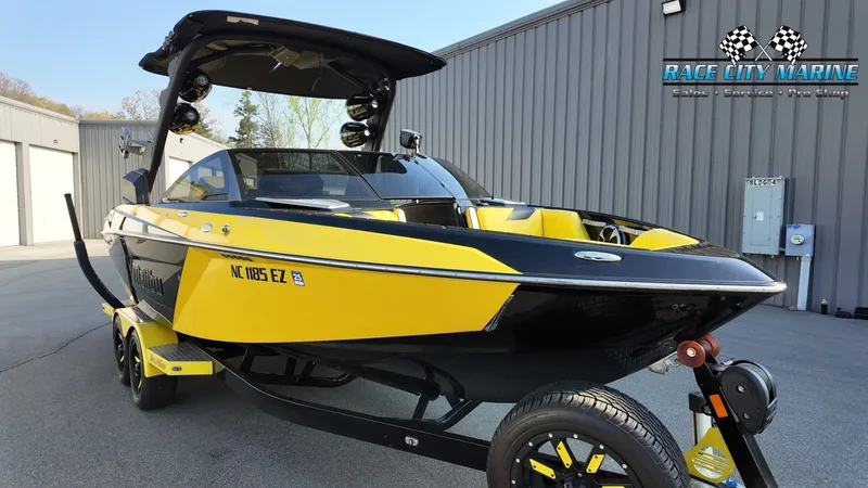 Slide: The Image of Malibu Wakesetter 23 LSV 2019 - 5