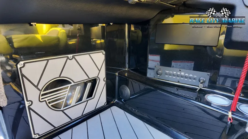 Slide: The Image of Malibu Wakesetter 23 LSV 2019 - 50