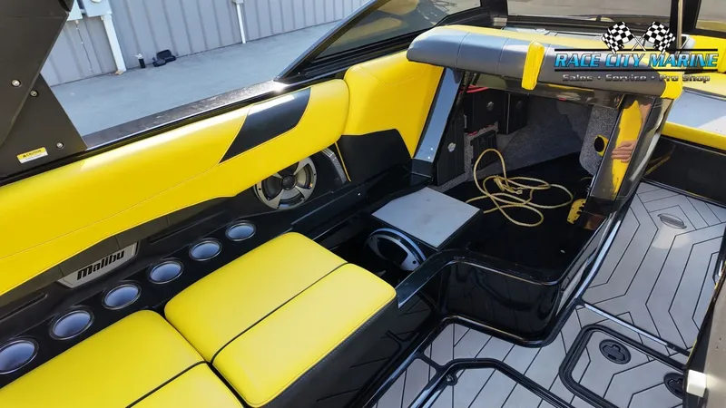 Slide: The Image of Malibu Wakesetter 23 LSV 2019 - 51