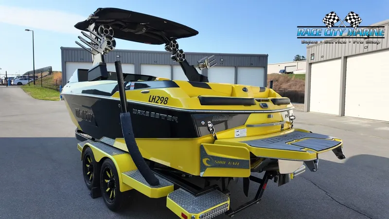 Slide: The Image of Malibu Wakesetter 23 LSV 2019 - 7