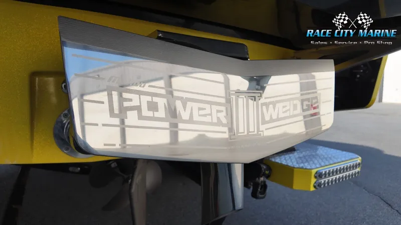 Slide: The Image of Malibu Wakesetter 23 LSV 2019 - 9