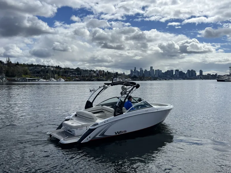 Slide: The Image of Cobalt R3 WSS Surf 2016 - 2