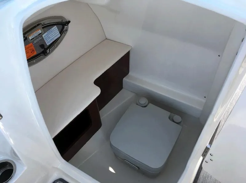 Slide: The Image of Chaparral 244 Sunesta 2017 - 11