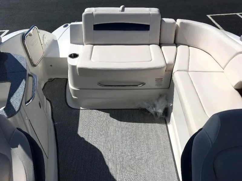 Slide: The Image of Chaparral 244 Sunesta 2017 - 12