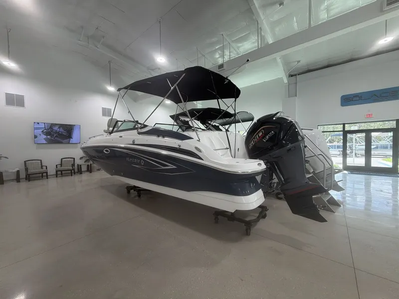 Slide: The Image of Hurricane 2400 SD 2026 - 13