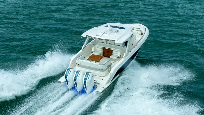 Slide: The Image of Tiara 38 LS 2024 - 11