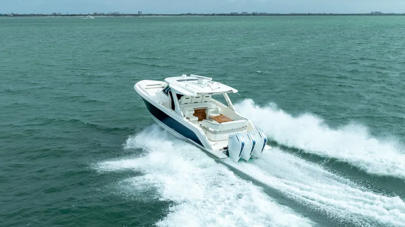 Slide: The Image of Tiara 38 LS 2024 - 12