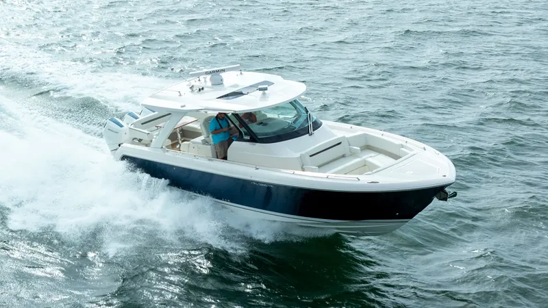 Slide: The Image of Tiara 38 LS 2024 - 14