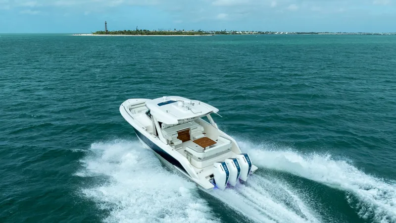 Slide: The Image of Tiara 38 LS 2024 - 16