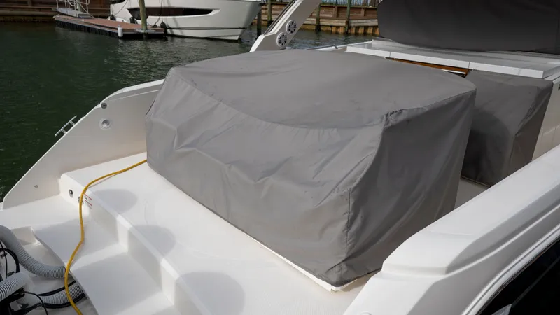 Slide: The Image of Tiara 38 LS 2024 - 20