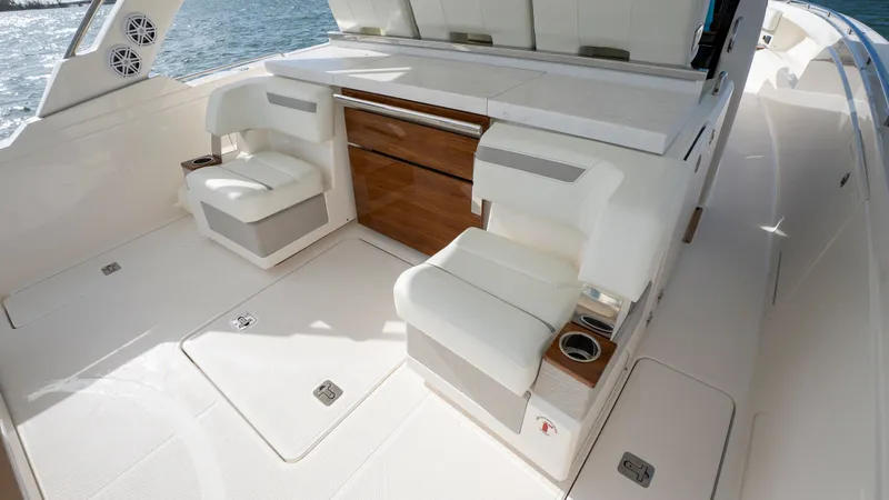 Slide: The Image of Tiara 38 LS 2024 - 25