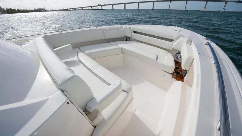 Slide: The Image of Tiara 38 LS 2024 - 27