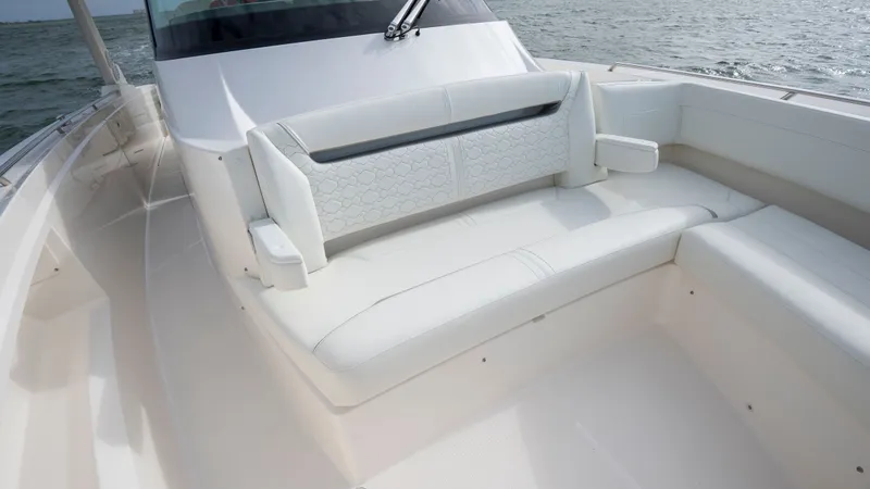 Slide: The Image of Tiara 38 LS 2024 - 28