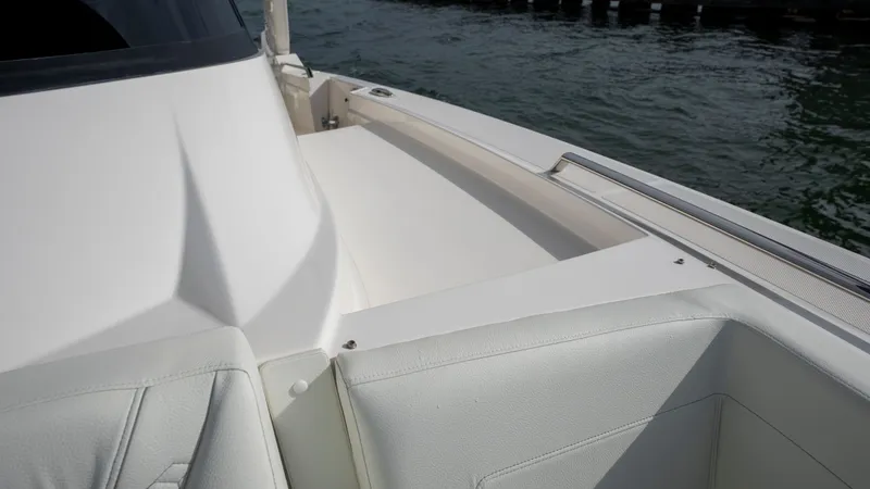 Slide: The Image of Tiara 38 LS 2024 - 34