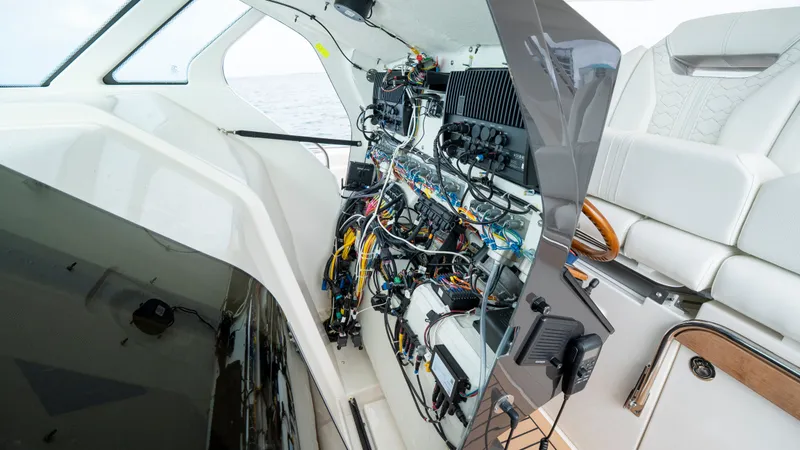 Slide: The Image of Tiara 38 LS 2024 - 73