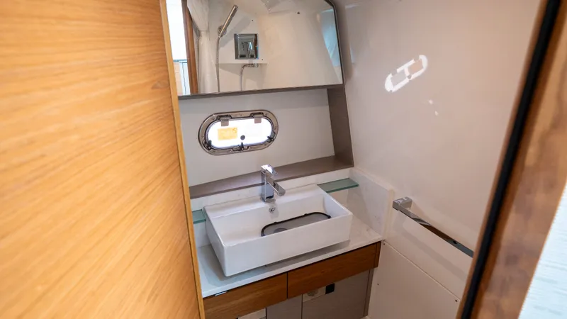 Slide: The Image of Tiara 38 LS 2024 - 79