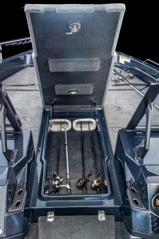 Slide: The Image of Skeeter WXR1910F 2026 - 16